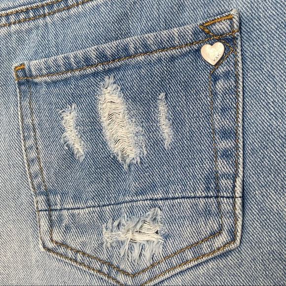 Kendall & Kylie Embroidered Jean Shorts Blue High Rise Cutoff Distressed Size 5 - Picture 6 of 10
